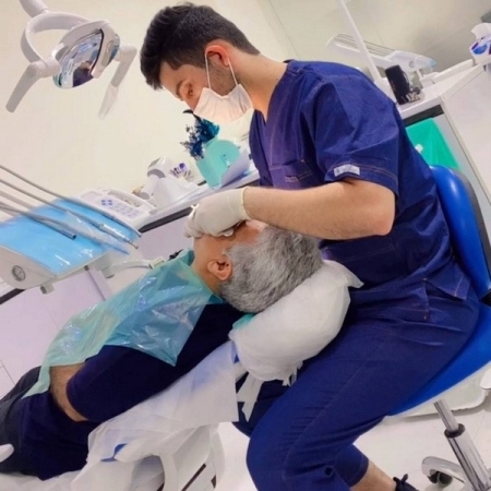 دکتر سعادت محمود آقایی